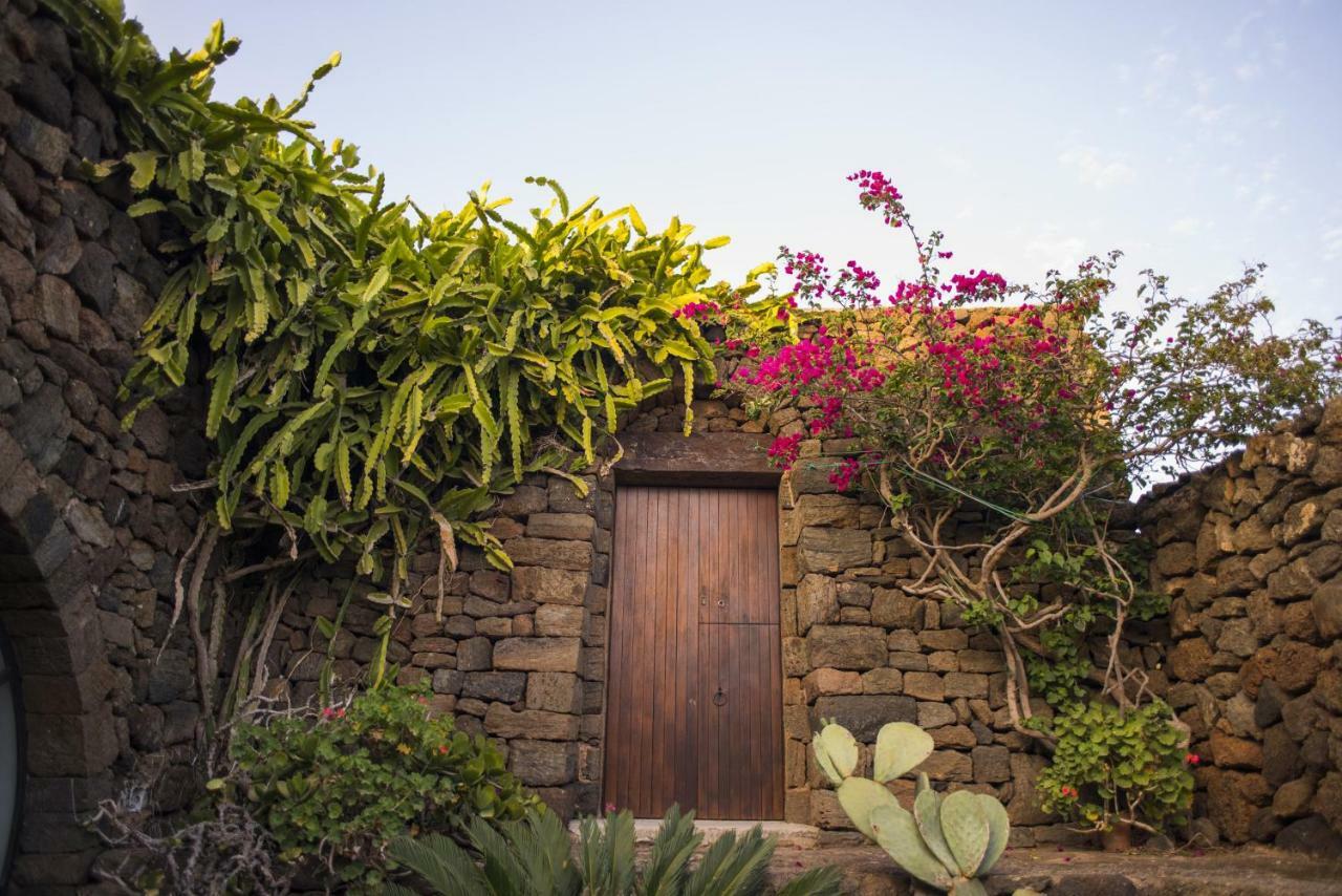 Villa Dammuso Sant'Anna à Pantelleria Extérieur photo